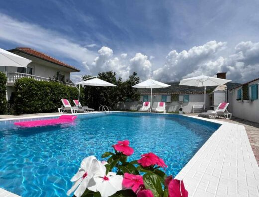 Villa Šadrvan – Vikendica sa bazenom u Mostaru