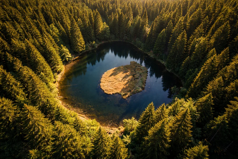 Visitorsko jezero kod Plava, planinsko jezero