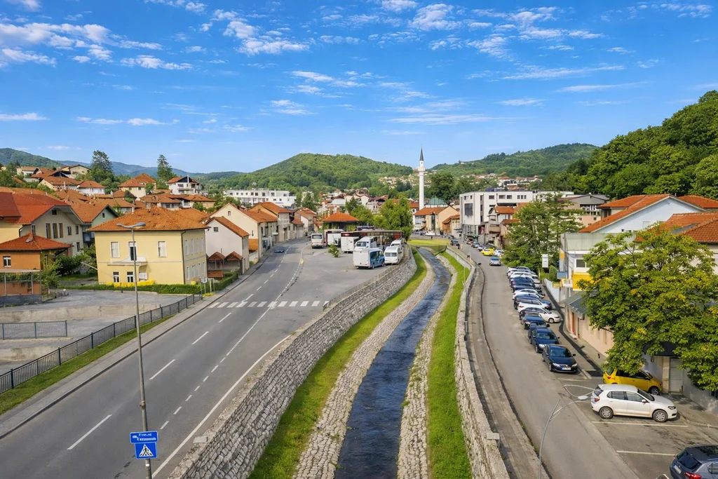Rijeka Sokoluša u Gračanici, mirna šetnja uz vodu