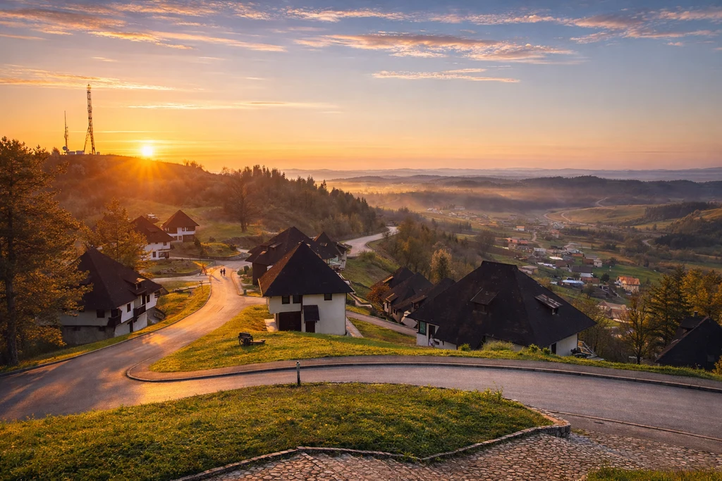 Šetalište i stari dio Velike Kladuše